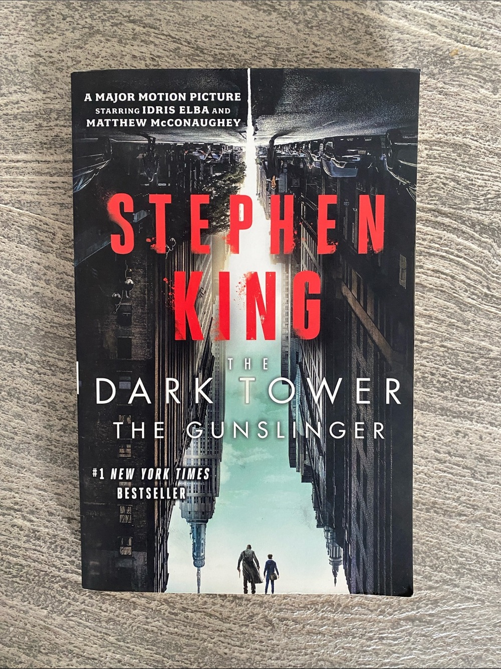 The Dark Tower, The Gunslinger by Stephen King